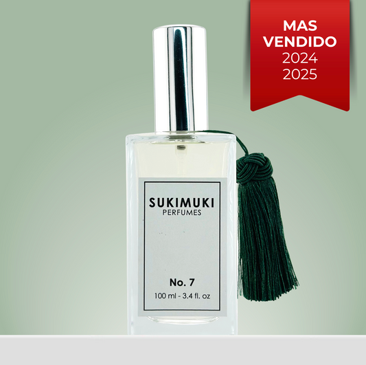 No. 7 | OUD | SANDALWOOD | CEDARWOOD
