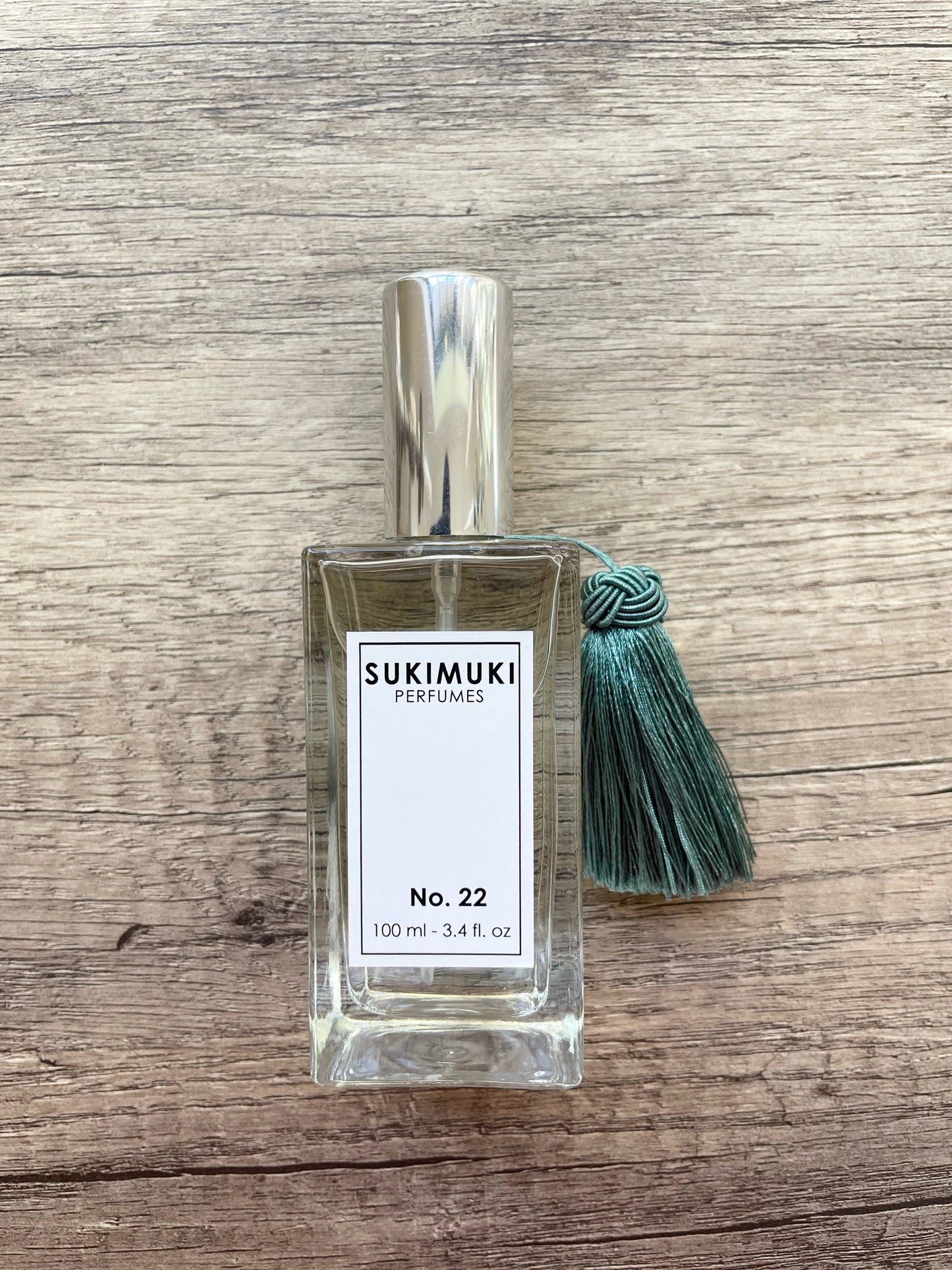 No. 22 | LIMON | LIRIO | SANDALO